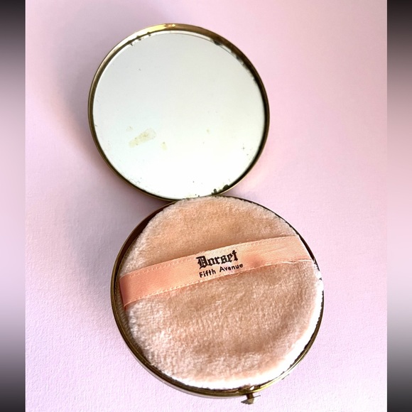 Vintage Dorset Fifth Avenue Compact - Picture 5 of 5